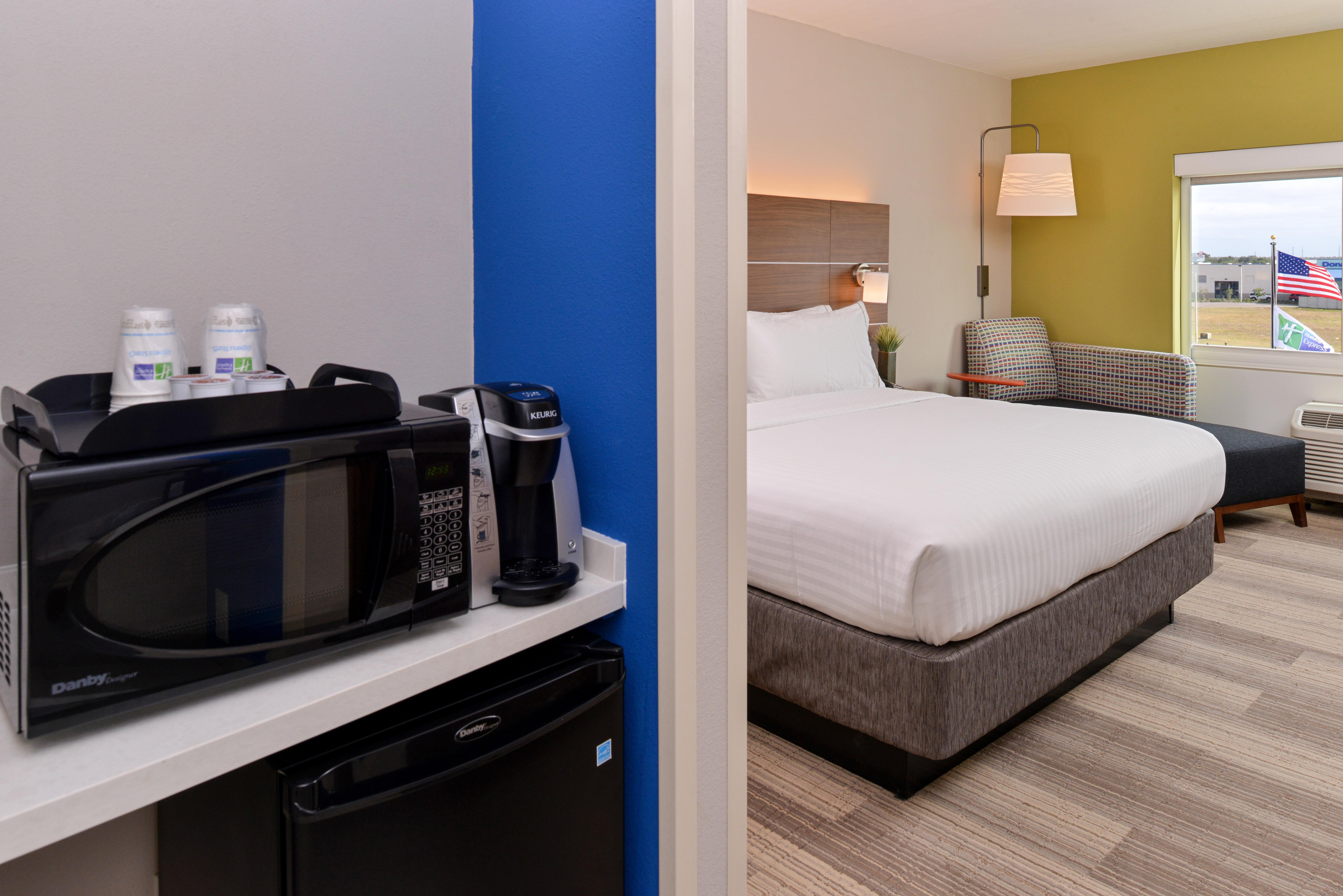Holiday Inn Express & Suites Trinity By Ihg Exterior foto